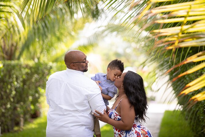 1 Hour Private Professional Portraits in Grace Bay Beach - Working With Renau Destine Photography