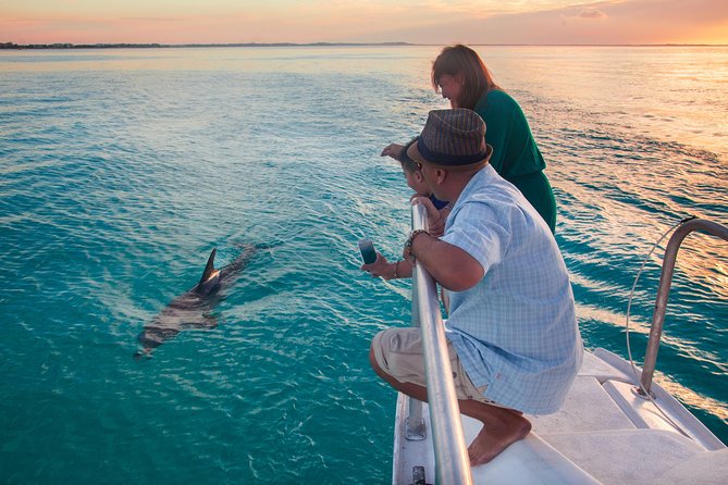 2 Hour Champagne Sunset Cruise from Grace Bay, Providenciales (Adult Only) - Setting Sail on Island Magic