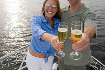 2 Hour Champagne Sunset Cruise from Grace Bay, Providenciales (Adult Only)