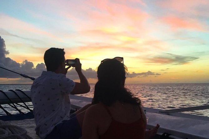 2 Hour Champagne Sunset Cruise from Grace Bay, Providenciales (Adult Only) - The Crew Sets the Tone