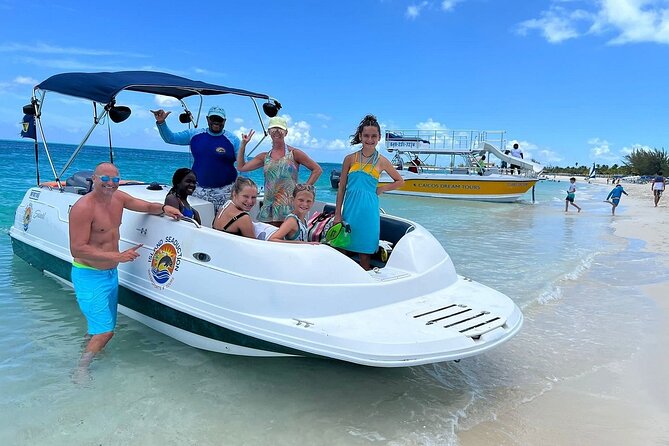 2-Hours Private Charter Tour in Turks and Caicos - What the crew adds to the experience