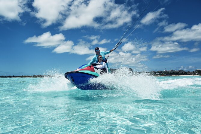 3 hours Private Kiteboarding Beginner Lesson - The First 20 to 30 Minutes: Safety and Kite Setup