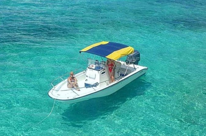 6HR-Private Provo Cays Exploration with Lunch - Long Bay Beach and the La Famille ghost ship
