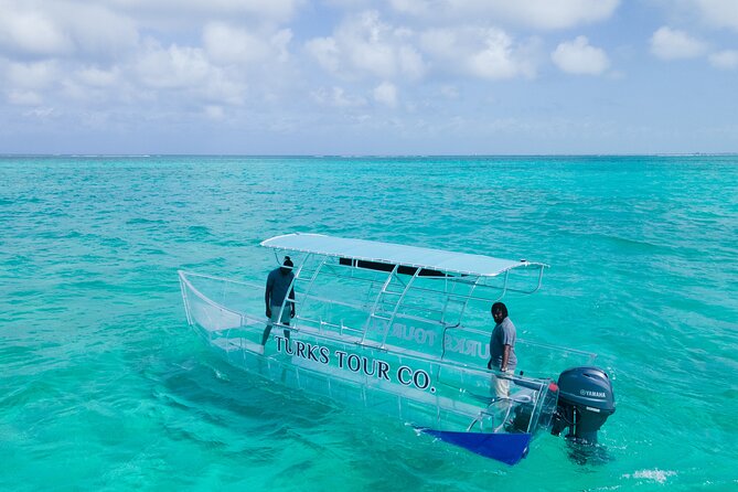 75 Minutes Clear Boat Tour in Caicos Island - A clear boat built for dry snorkeling