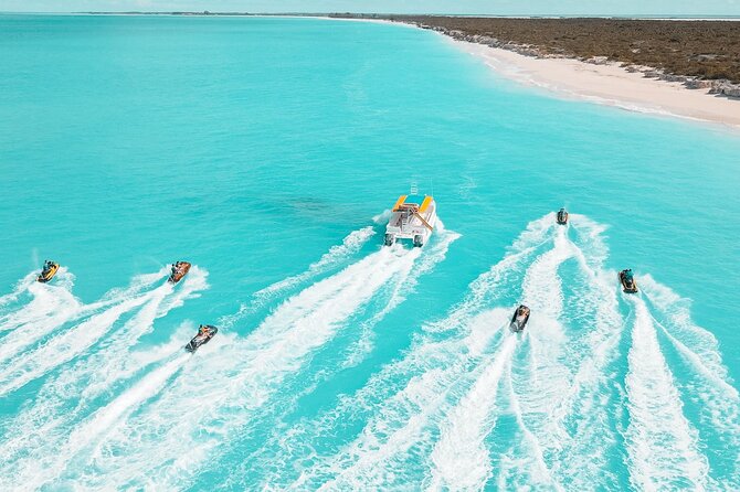 8HR Fullday Private Boat in Gracebay - An eight-hour private day around Grace Bay