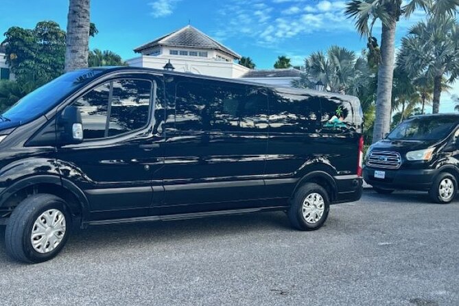 Affordable Group Airport Transfer (Round Trip) - A calm arrival at Providenciales International Airport