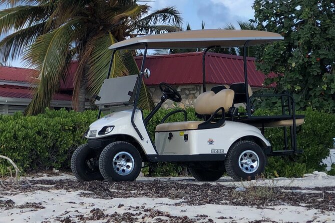 Drive GDT - Golf Cart Rentals - Driving on the left at island speed