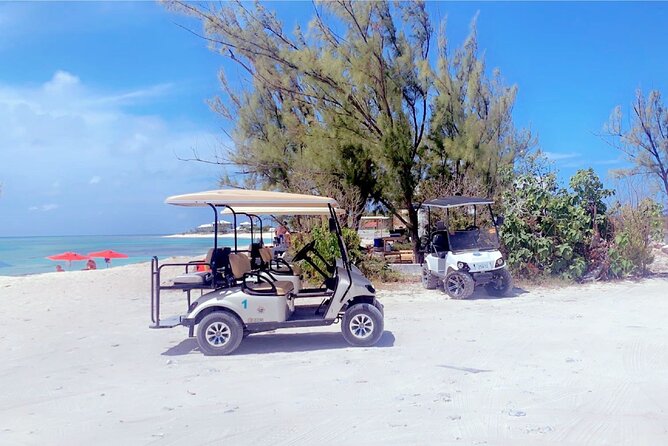 Fun day at Private Beach Bar&Grill/Grand Turk - Guided kayaking for families and friends