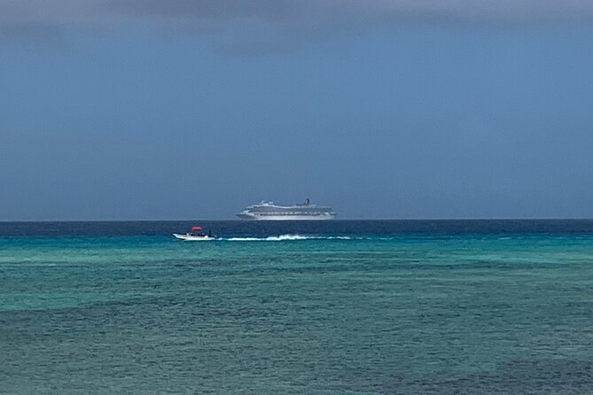 Fun day at Private Beach Bar&Grill/Grand Turk - How the $800 group price measures up