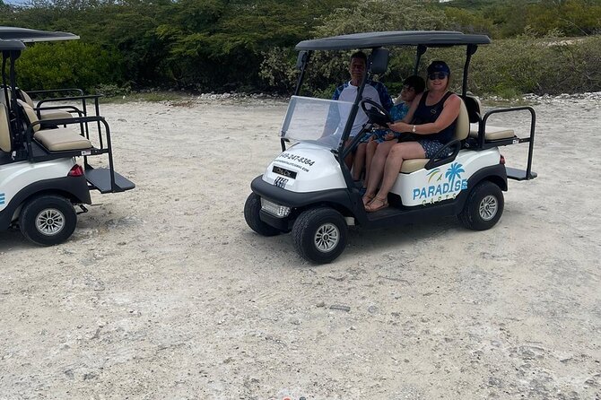 Golf Cart Rental in Grand Turk (4-seater) - Driving Comfort and Road Manners
