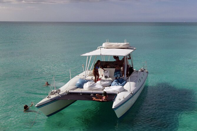 Half Day Private Charter of the Caicos Cays - The La Famille Express shipwreck and Dellis Cay