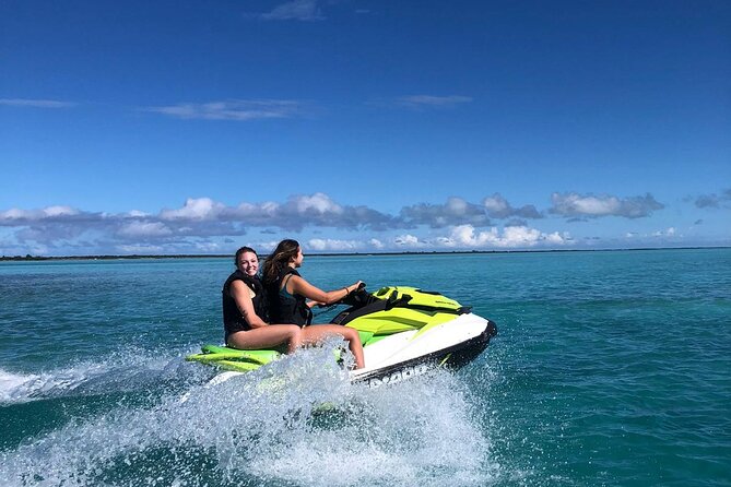 Island Hopper Adventure in Providenciales - Half Moon Bay and the long sandbar