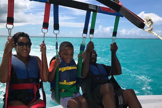 Key to the Sea Parasailing- Birds Eye View of the Best Beach in the world - Free photos and videos add real value