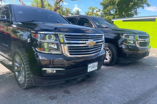 Night Life Luxury Transportation in Turks and Caicos (Round Trip) - Booking tips that prevent nighttime hassles