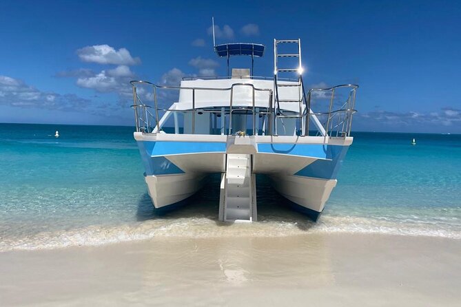 Private 7-Hour Catamaran Tour in Turks and Caicos - What $3,395 Means for Your Group