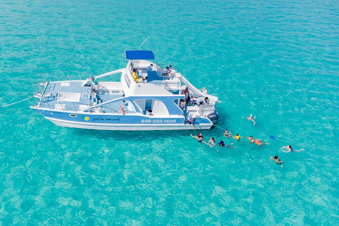 Private 7-Hour Catamaran Tour in Turks and Caicos - Little Water Cay and the Iguana Reserve
