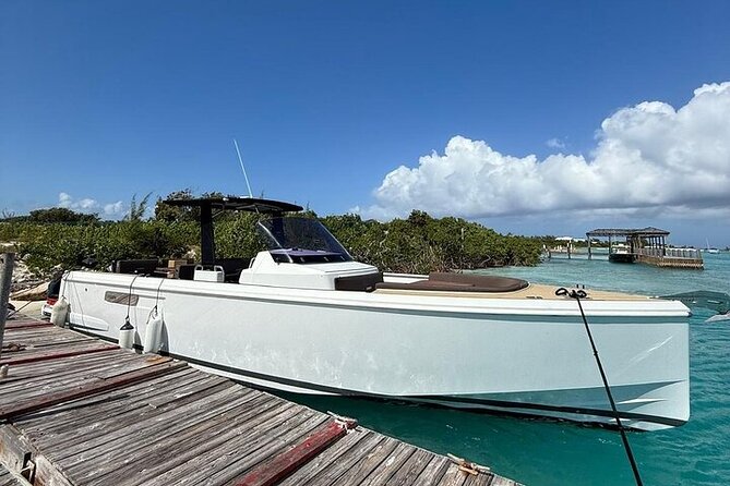 Private Afternoon Tour Fjord 38 Ben - Pine Cay gives you room to slow down