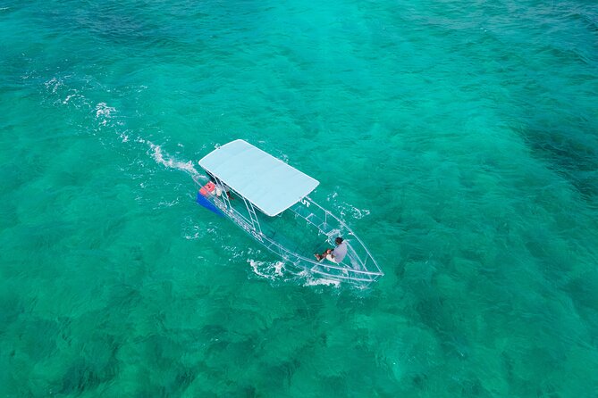 Private Clear Boat experience in Grace Bay - Why a fully clear boat feels different