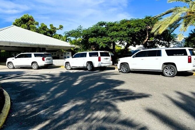 Private Luxury SUV Airport Transfer (Round-Trip) - Arriving at Providenciales Airport