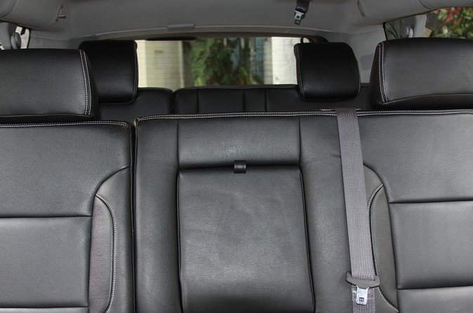 Private Luxury SUV Airport Transfer (Round-Trip) - The Return to the Airport Requires One Important Step