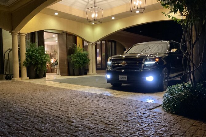 Private Luxury SUV Transfer Providenciales Airport (Round-Trip) - Key points before you book