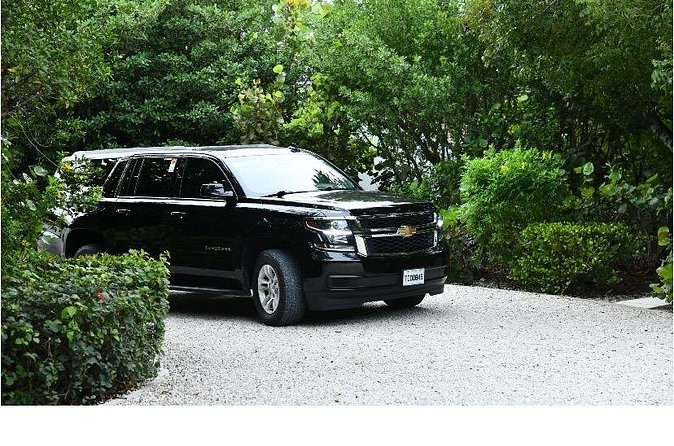 Private Luxury Transfer to/from Airport Turks and Caicos - Punctuality is the main selling point