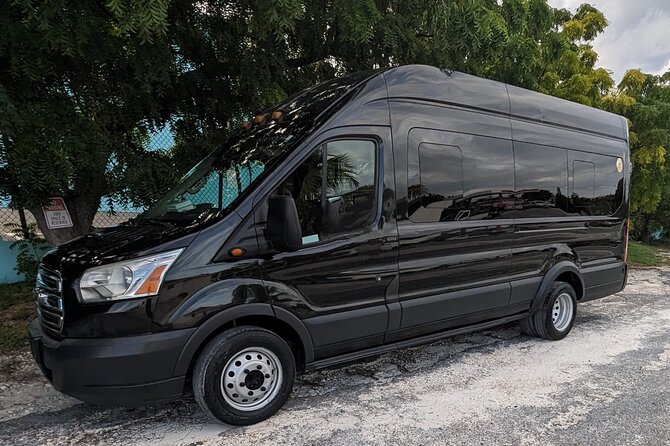 Private Luxury Transfer to/from Airport Turks and Caicos - Who will get the most from this transfer?
