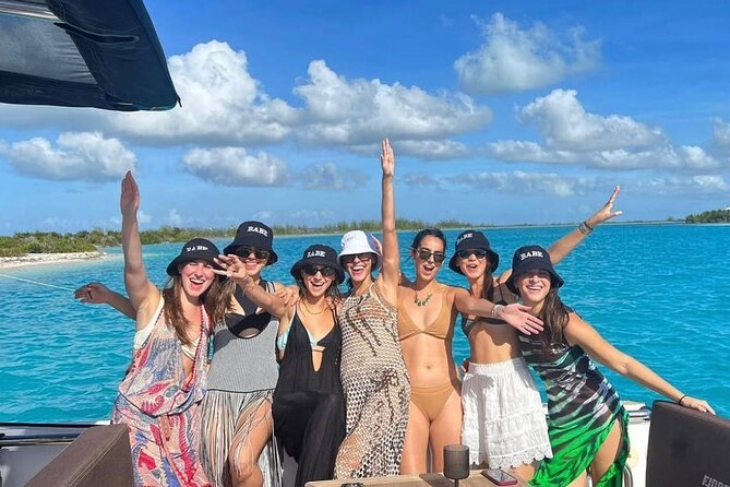 Private Morning Tour Fjord 38 Ben - Little Water Cay and iguana sightings