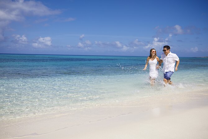 Private Photoshoot in the Turks and Caicos Islands - Five edited files, an online gallery, and drone images
