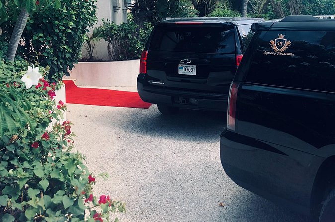 Private Transfers in Turks and Caicos - Inside the Vehicle: Comfort for a Short Ride