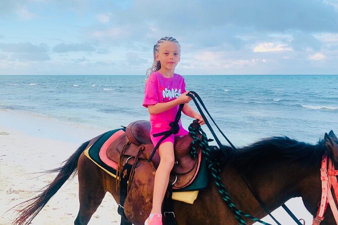 Shared Horseback Riding in Turks and Caicos - Group size and guide attention