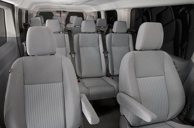 Shared Round Trip Transfer Providenciales Airport to Providenciales Hotels - Booking details worth getting right