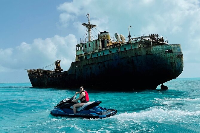 Shipwreck Adventure in Providenciales - Long Bay and the shallow-water scenery