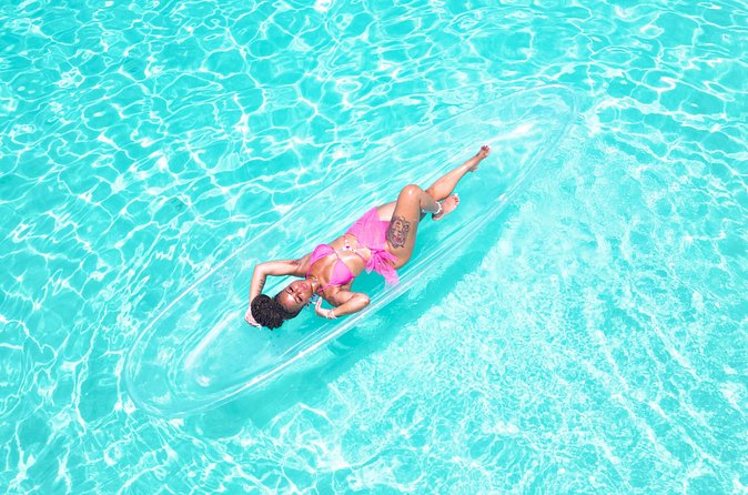 Singles Lite Clear Kayak Photoshoot Grand Turk Island - Why solo visitors may like this format