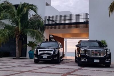 Private ONE-WAY Airport Transfer