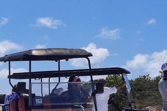 Watkins UTV American Golf Cart Rentals - Inspecting the cart before you leave
